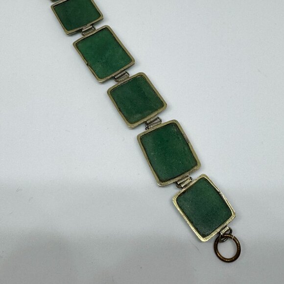 Vintage fashion bracelet with inlaid transluscent jade colored stones - Picture 3 of 4